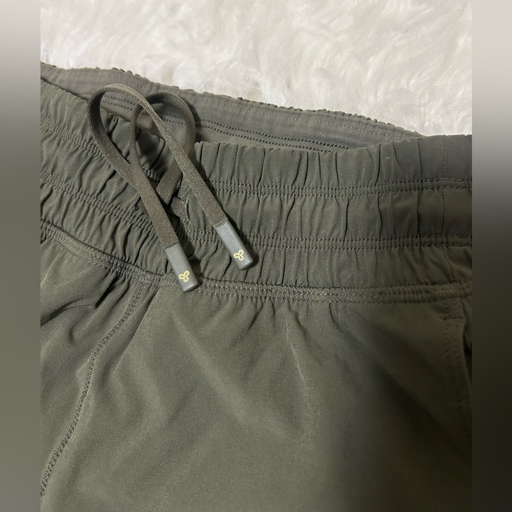 Aritzia Size S Golden MoveTech Brisk Pants Track Lined Dark Olive Green - Picture 6 of 16